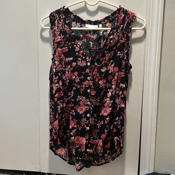 Stitchfix LUQ Presley Ruffled Button Down Top - Picture 4 of 7
